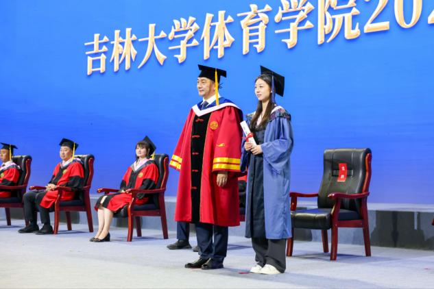 成人导航