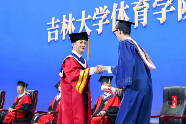 成人导航